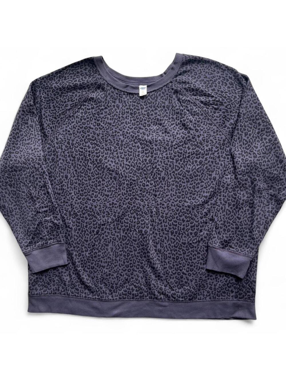 Old Navy Leopard Print Crewneck Sweater Grey Black Size XXL